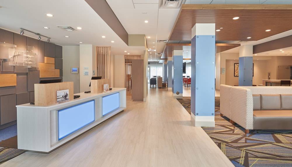 Holiday Inn Express & Suites DORAL - MIAMI by IHG 2