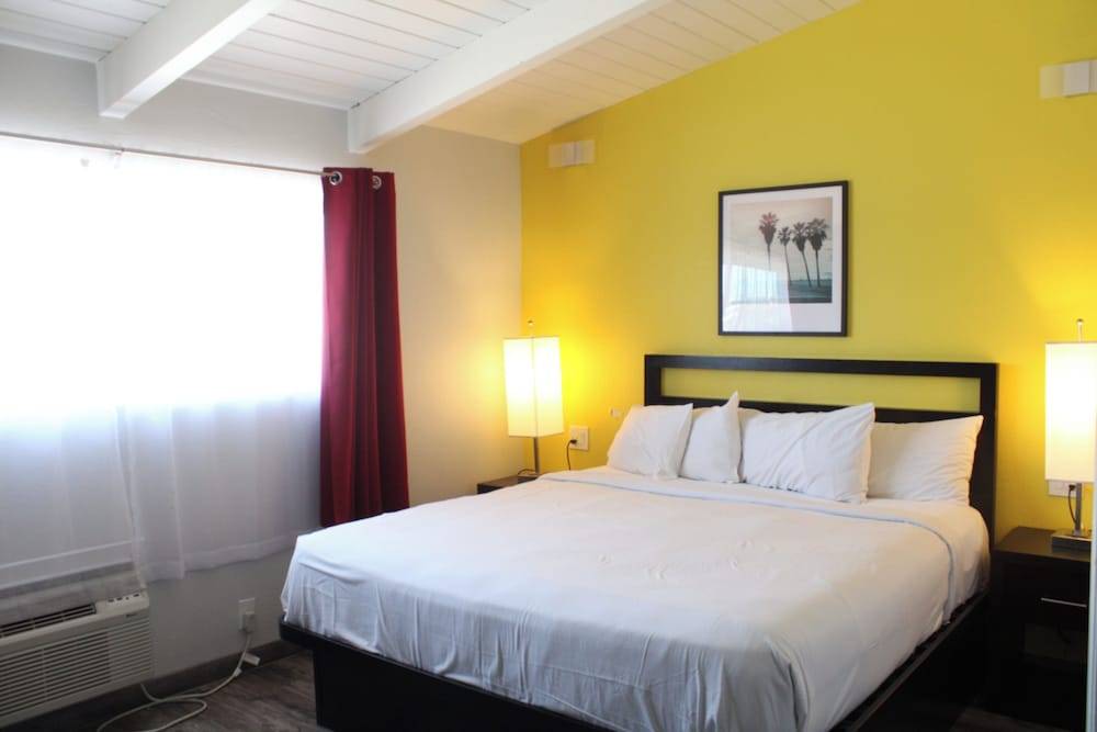 Sunset Inn 1