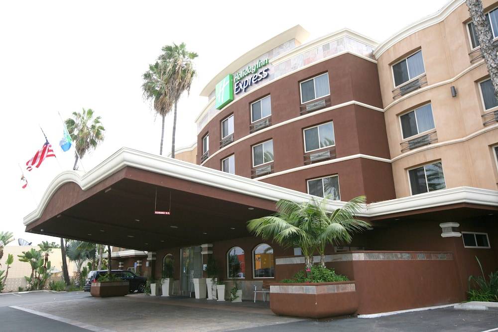 Holiday Inn Express SAN DIEGO SOUTH - CHULA VISTA by IHG 1