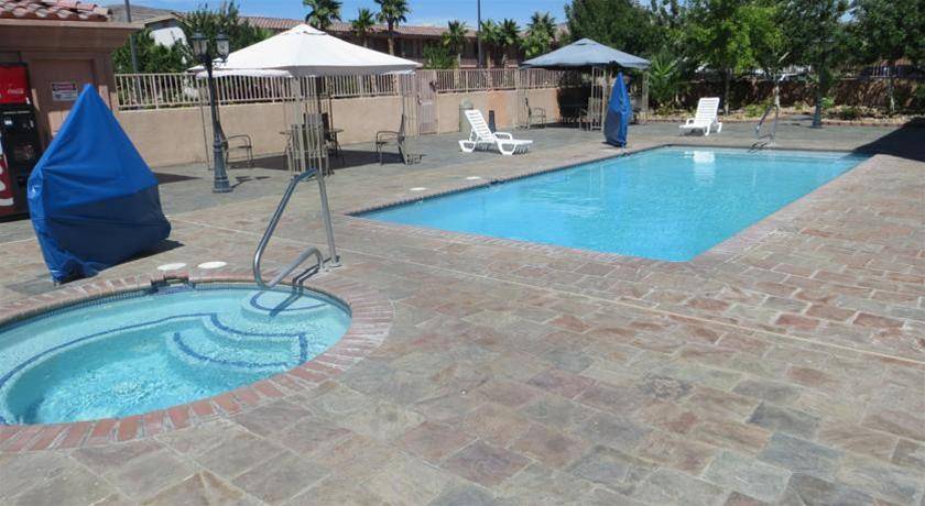 Death Valley Inn 2