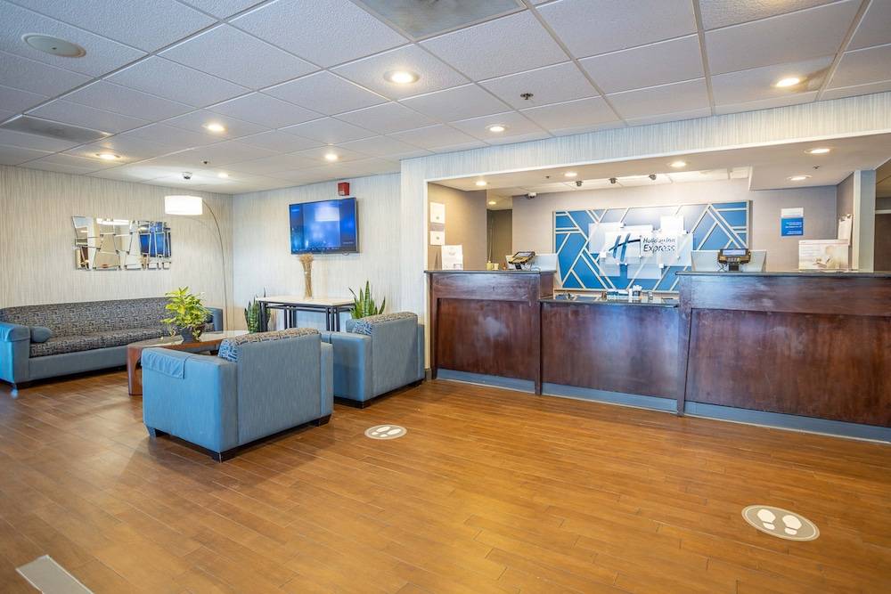 Holiday Inn Express NEWARK AIRPORT – ELIZABETH by IHG 2