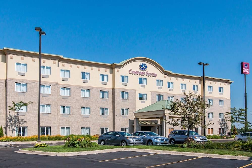 Comfort Suites Wixom - Novi 1