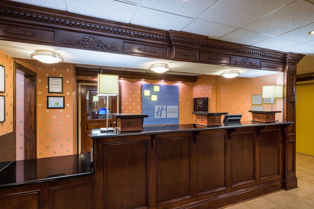 Holiday Inn Express WASHINGTON DC EAST-ANDREWS AFB by IHG 2