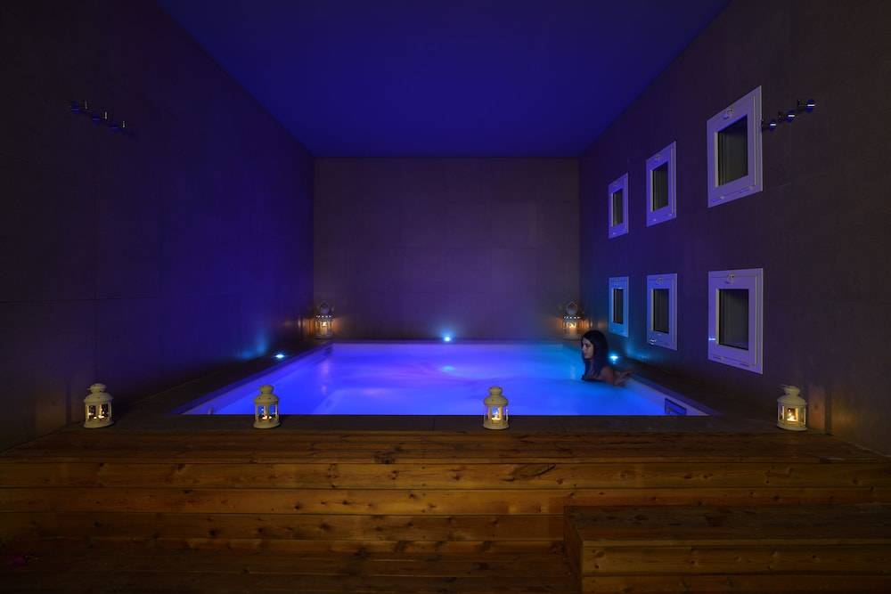 Embassy Hotel & Spa 1
