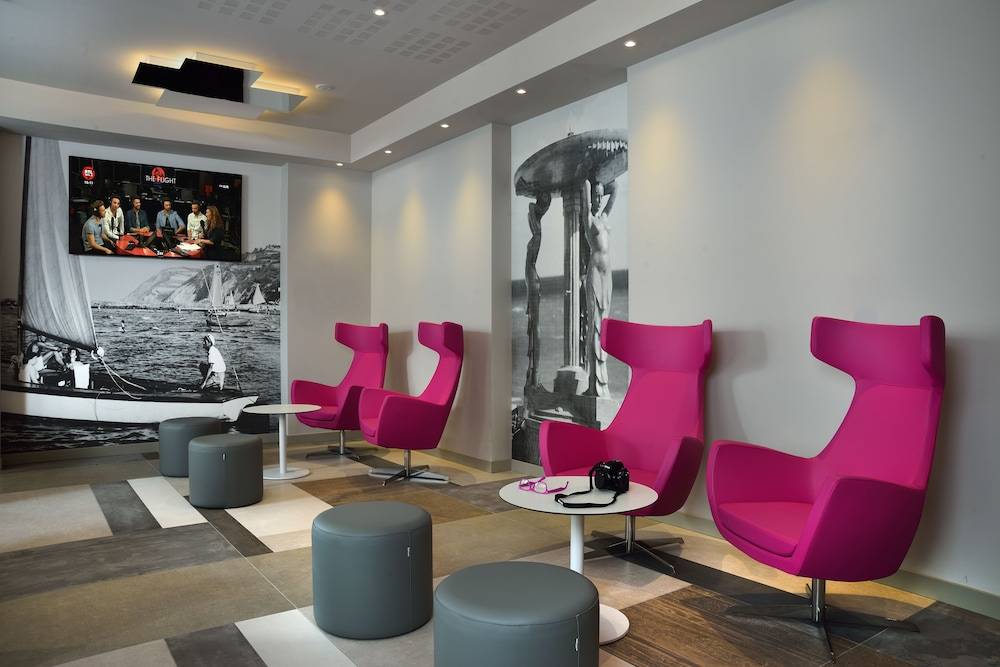 Embassy Hotel & Spa 2
