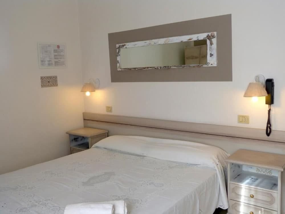HOTEL D'ANNUNZIO 1