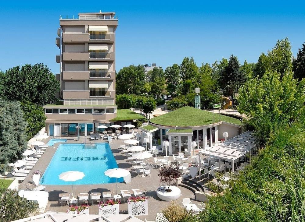 Hotel Pacific 1