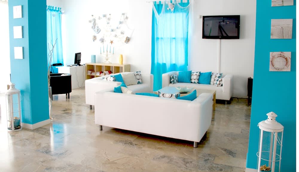 c-hotels International 1
