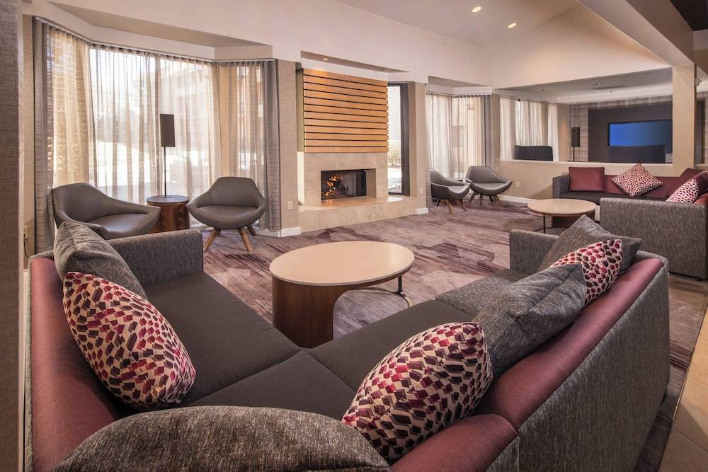 Courtyard by Marriott Dulles Airport Chantilly 1