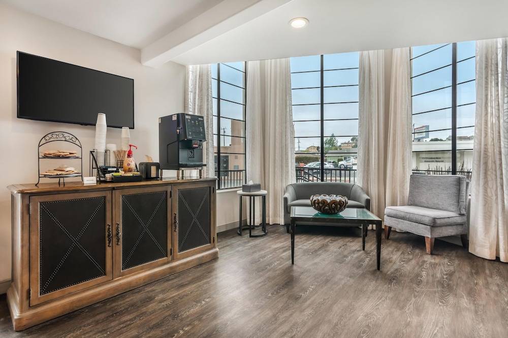 Best Western Rose Garden Inn 2