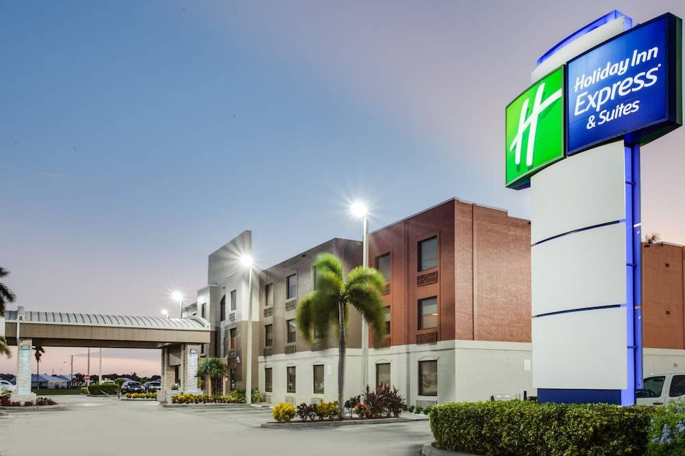 Holiday Inn Express & Suites CLEWISTON by IHG 1