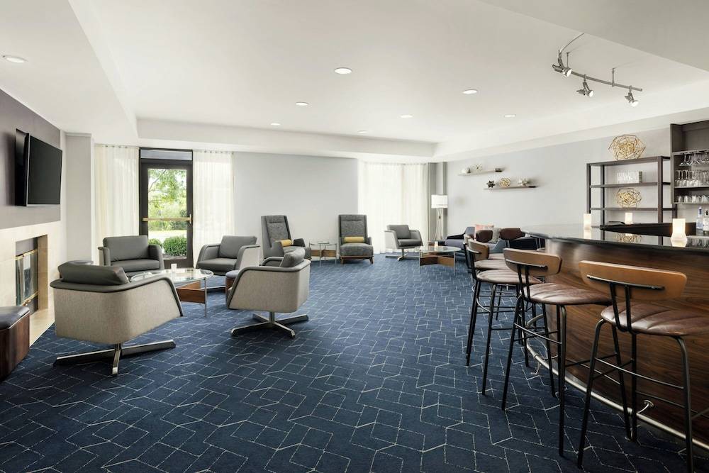 Courtyard by Marriott Concord 2