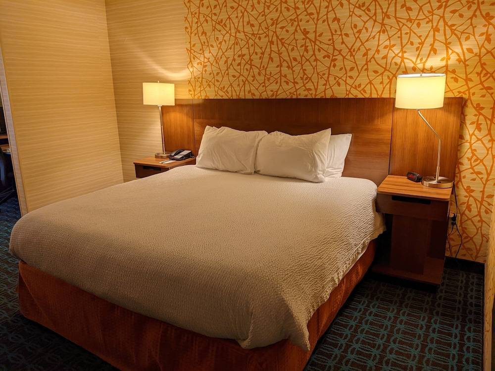 Fairfield Inn Concord 2