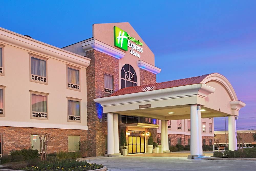 Holiday Inn Express & Suites CONROE I-45 NORTH by IHG 1