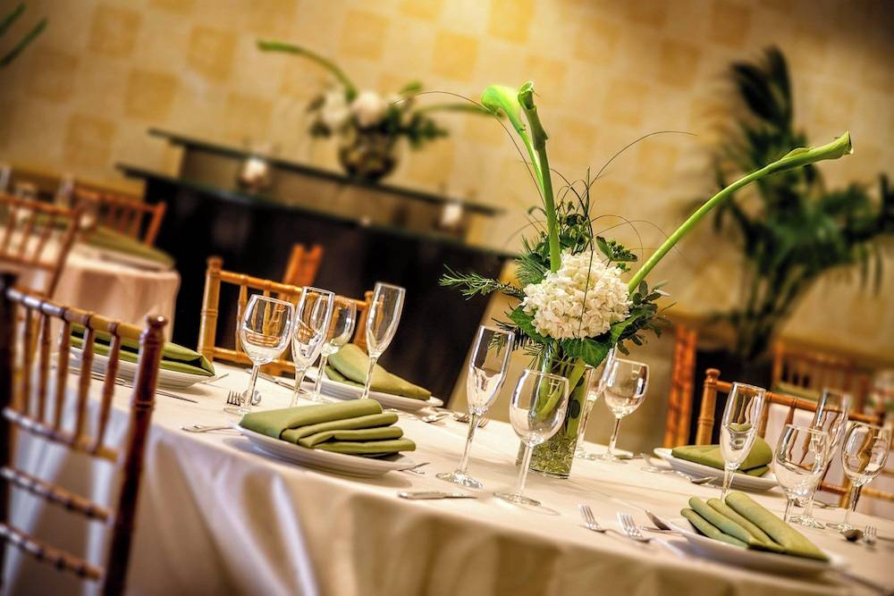 Renaissance Walnut Creek Hotel 2