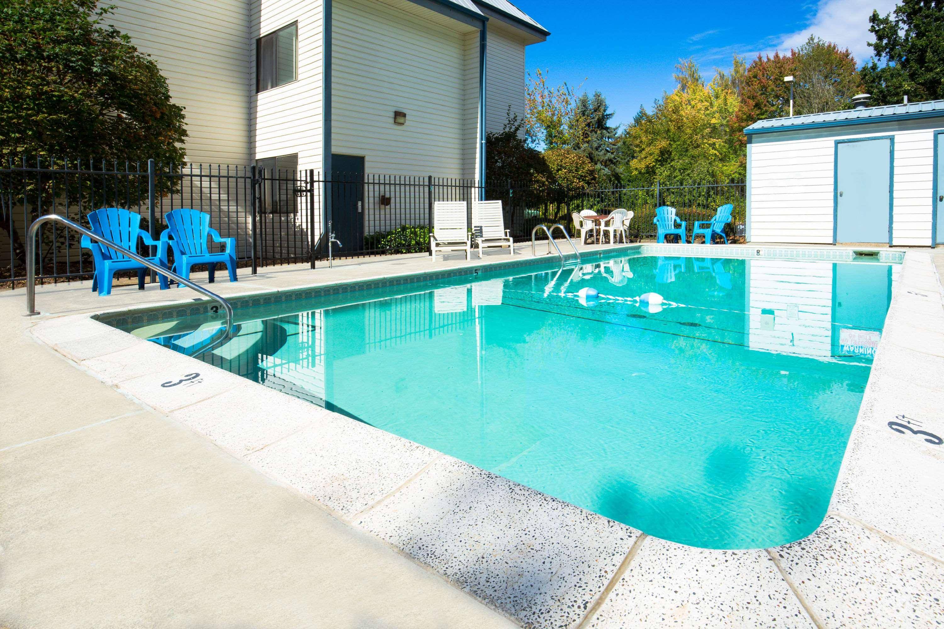 Days Inn by Wyndham Corvallis 2
