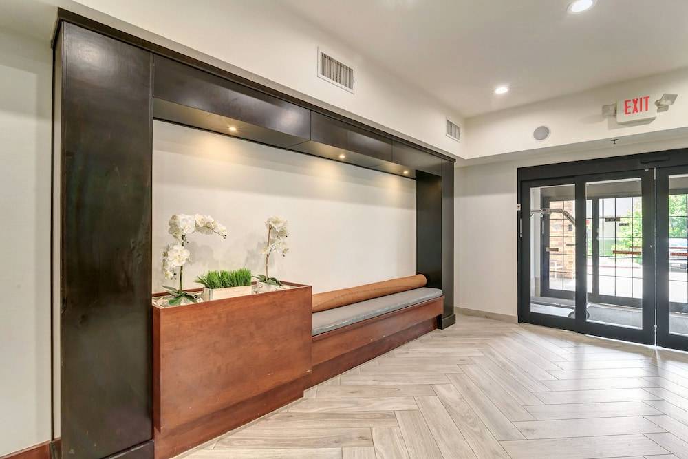 Staybridge Suites TYLER UNIVERSITY AREA by IHG 1