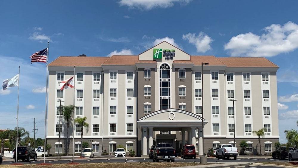 Holiday Inn Express & Suites ORLANDO SOUTH-DAVENPORT by IHG 1