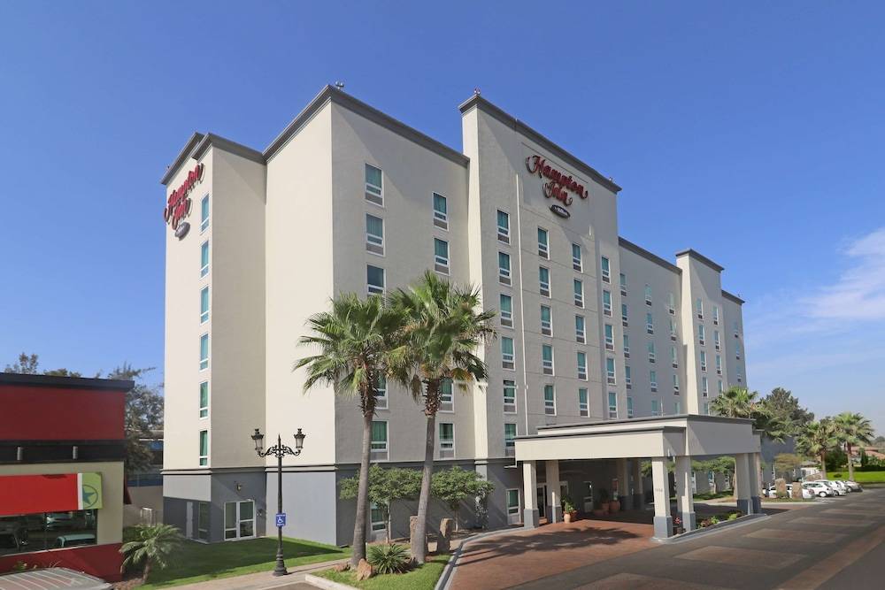 Hampton Inn by Hilton Guadalajara-Aeropuerto 1