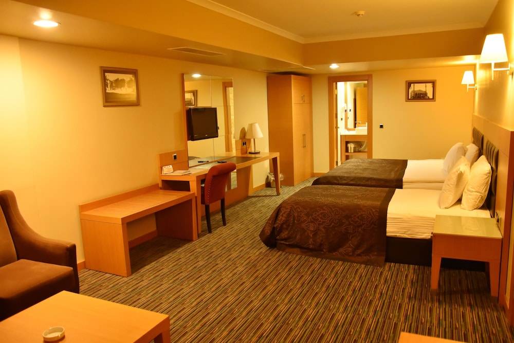 Grand Simay Hotel 1