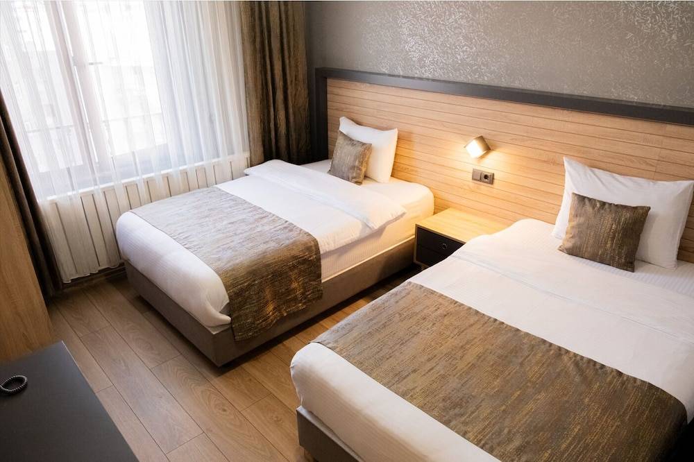 Çağ Otel 1
