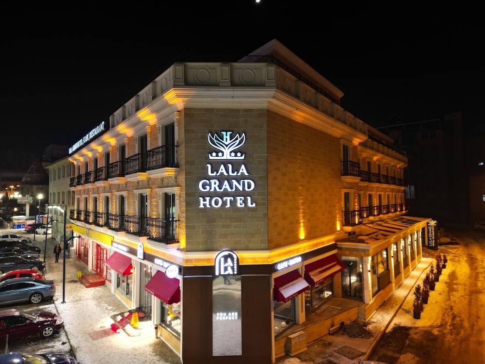Lala Grand Hotel 1