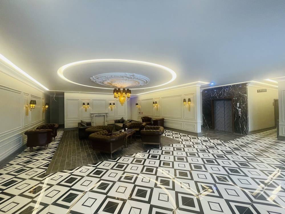 Lala Grand Hotel 2