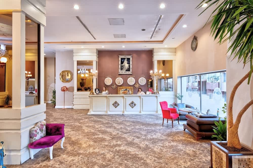 Madame Tadia Hotel 2