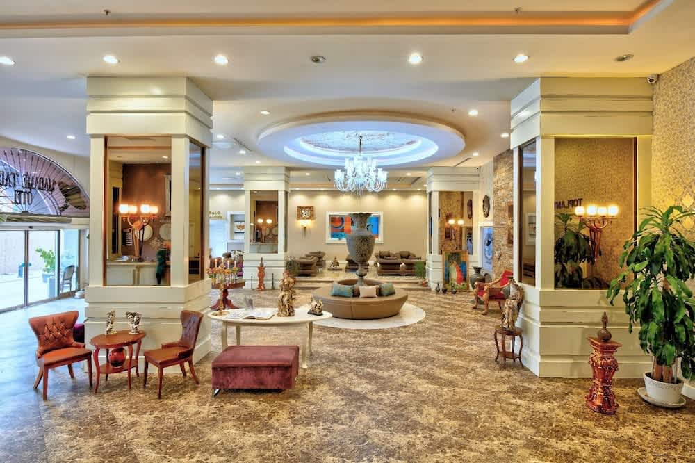 Madame Tadia Hotel 1