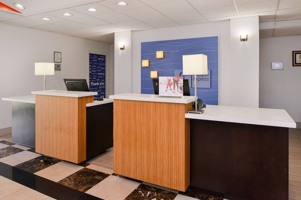 Holiday Inn Express & Suites FLORIDA CITY-GATEWAY TO KEYS by IHG 2