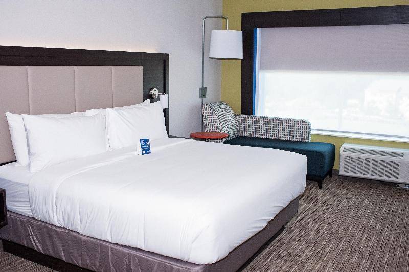 Holiday Inn Express & Suites BIRMINGHAM NORTH - FULTONDALE by IHG 1