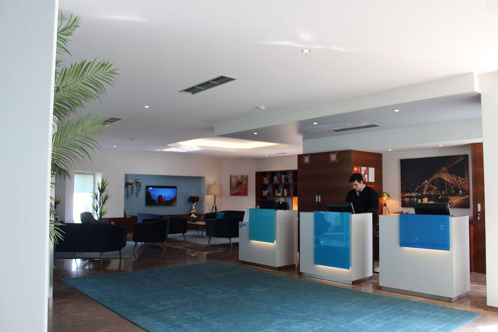 AP Aeroporto Porto 2