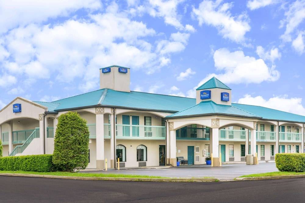 Baymont by Wyndham Gallatin 1