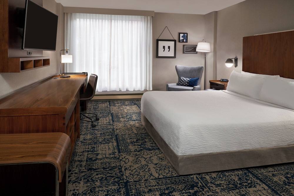 Four Points by Sheraton Hotel & Conference Centre Gatineau-Ottawa 1