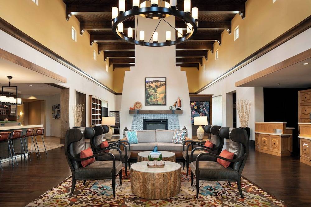 Courtyard by Marriott Santa Barbara Goleta 1
