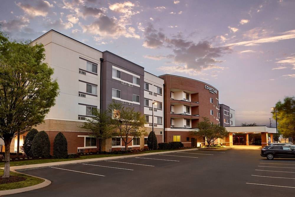 Courtyard by Marriott Nashville Goodlettsville 1