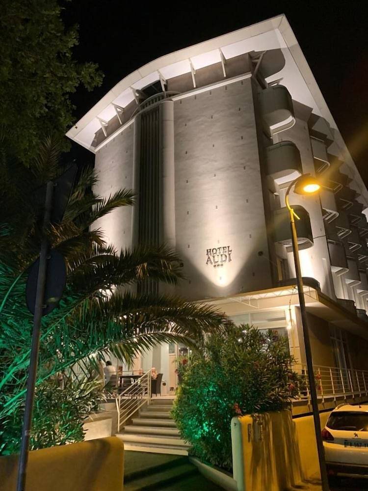 Hotel Audi Frontemare 1