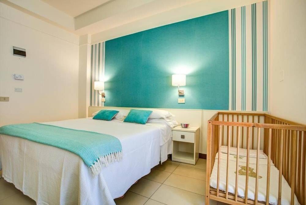 HOTEL KONRAD 2