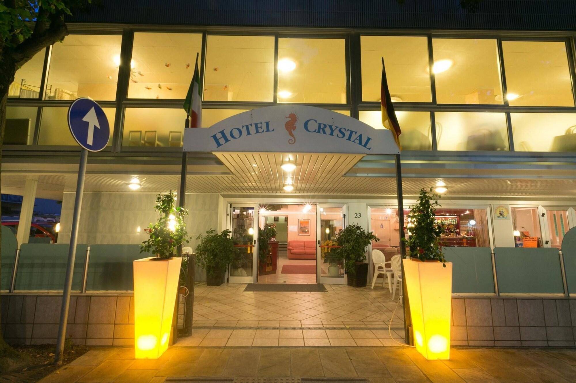 Hotel Crystal con Piscina Estiva Privata - SPIAGGIA INCLUSA con Formula All Inclusive 7 notti & ANIMAZIONE 2026 2