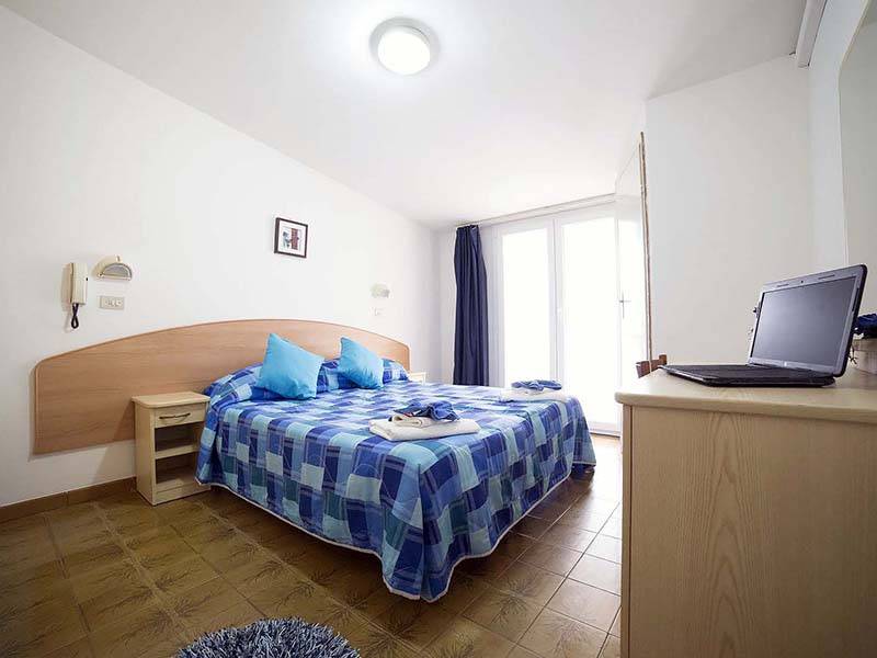 Hotel TV 2