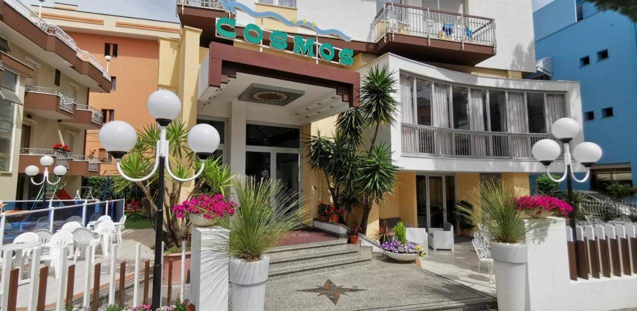 Hotel Cosmos 1