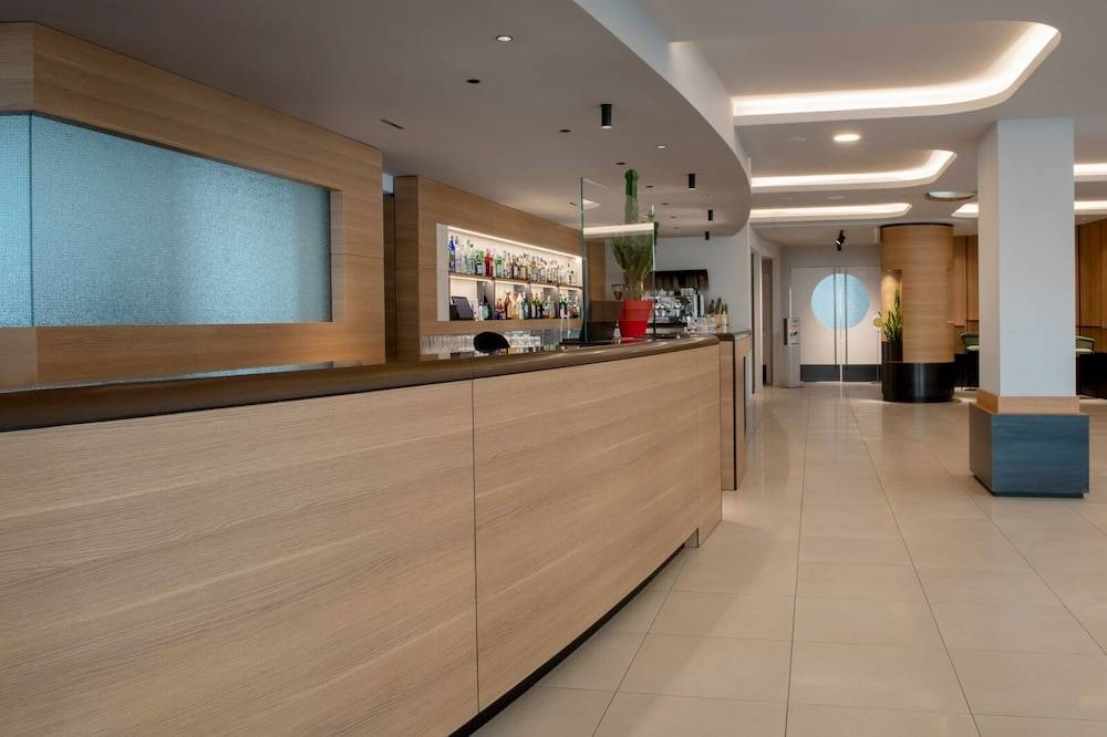 Aqua Hotel 2