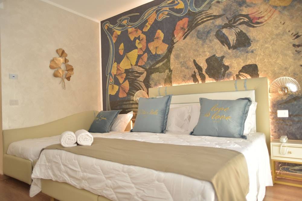 Amsterdam Suite Hotel & SPA 1