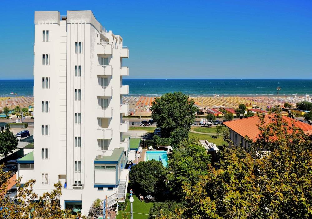 Hotel Aristeo Rimini fronte mare 1