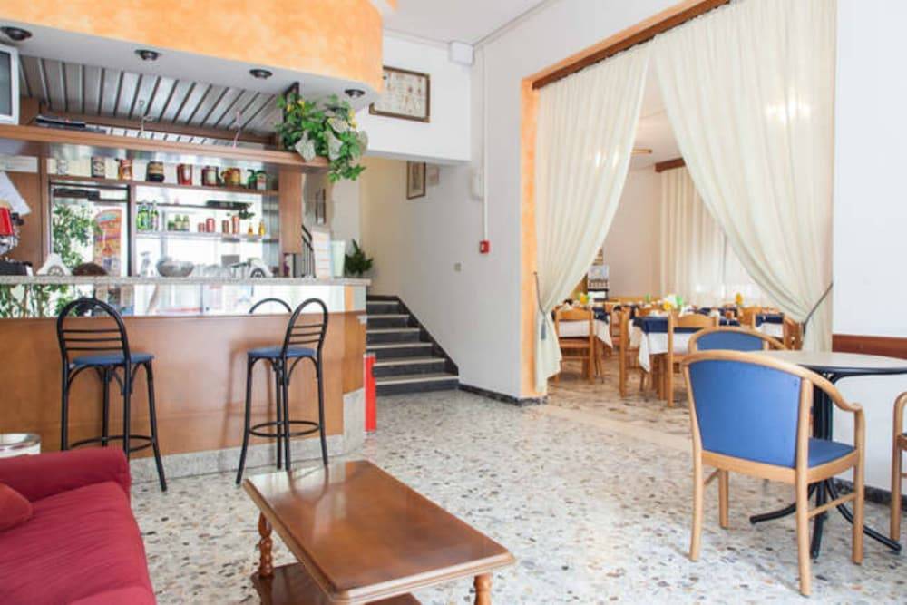 Hotel Ronconi 2