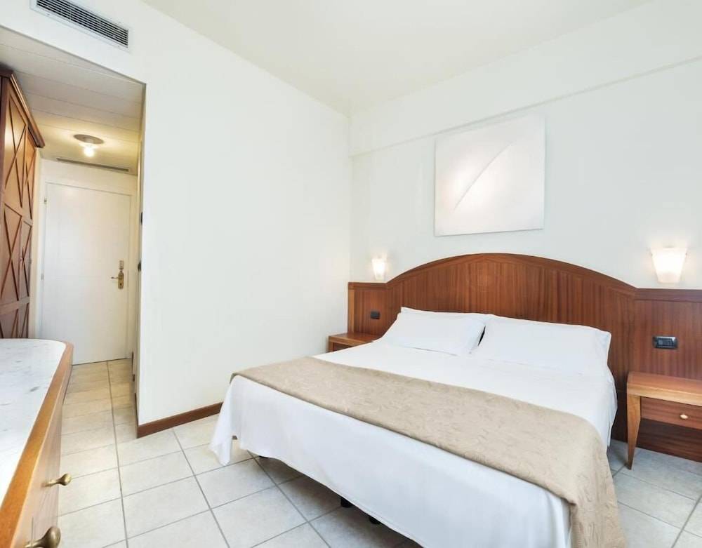 Hotel Bellevue Beach - sul mare 2