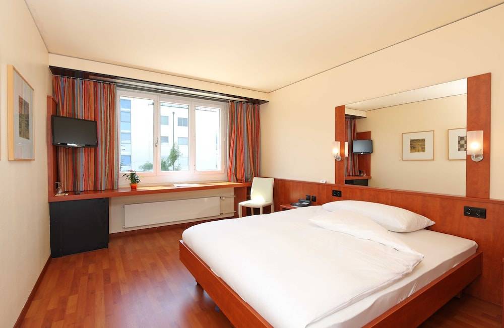 Hotel Arte Spreitenbach 1
