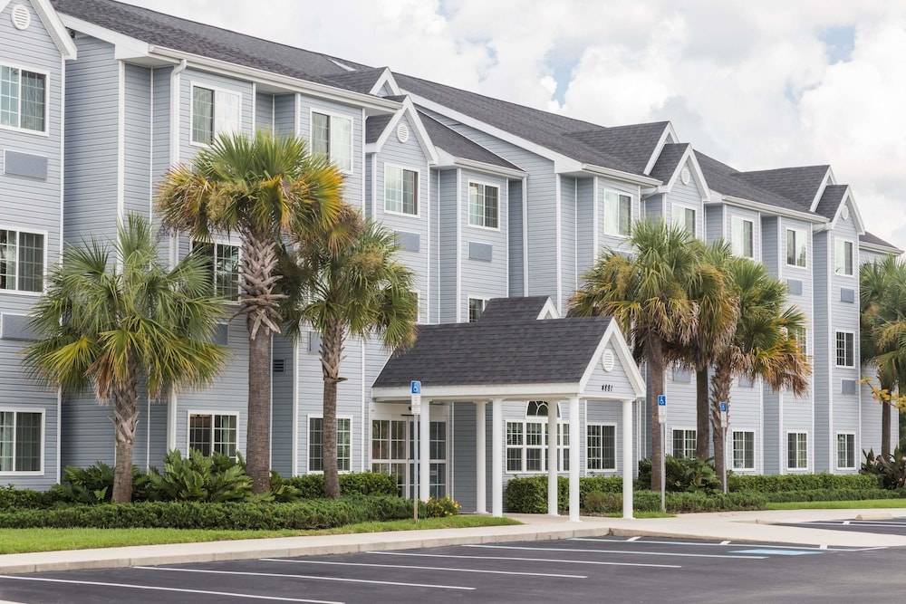 Microtel Inn & Suites by Wyndham Spring Hill/Weeki Wachee 1