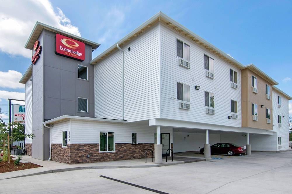 Econo Lodge Inn & Suites Springfield Main Street 1