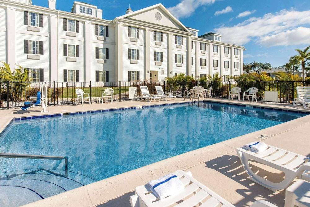 Quality Inn Palm Bay - Melbourne I-95 1